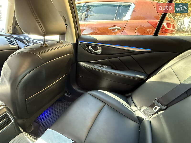 Седан Infiniti Q50 2018 в Одесі