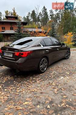 Седан Infiniti Q50 2014 в 