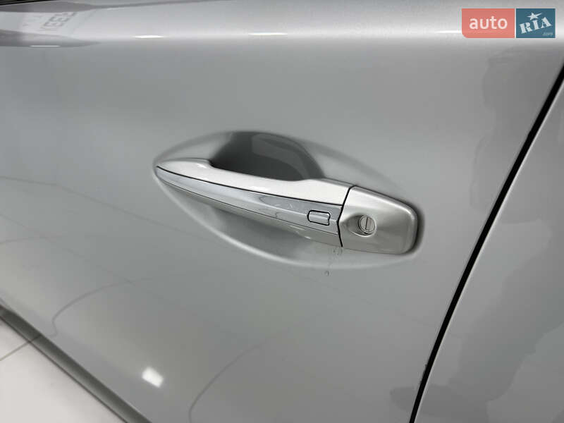 Седан Infiniti Q50 2017 в Одесі фото 22 Седан Infiniti Q50 2017 в Одесі
