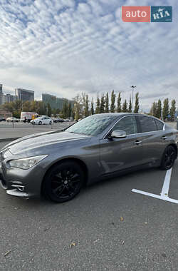 Infiniti Q50 2015