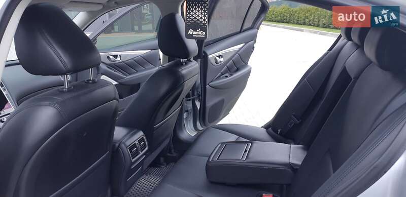 Седан Infiniti Q50 2017 в Вінниці