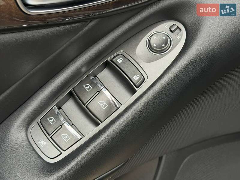 Седан Infiniti Q50 2019 в Харькове фото 38 Седан Infiniti Q50 2019 в Харькове