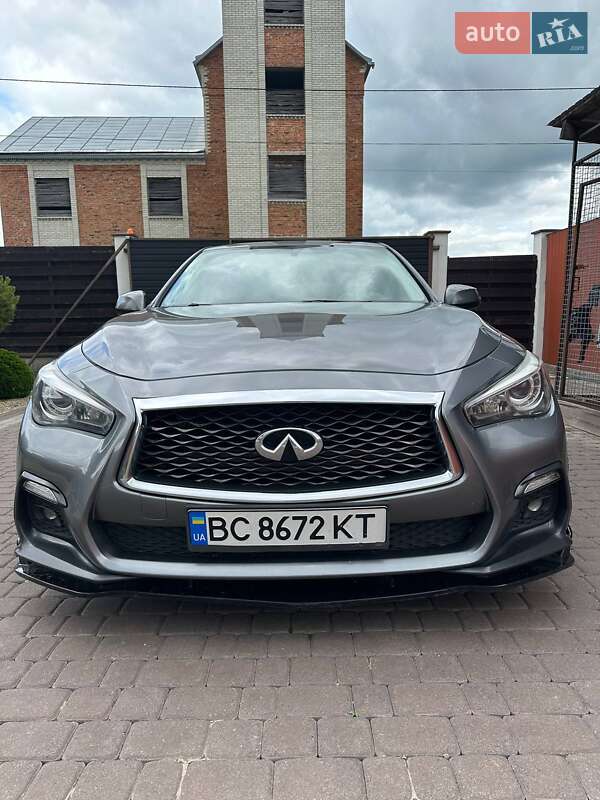 Седан Infiniti Q50 2015 в Львове