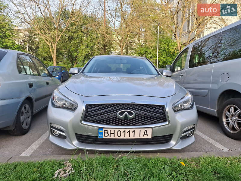 Infiniti Q50 2016