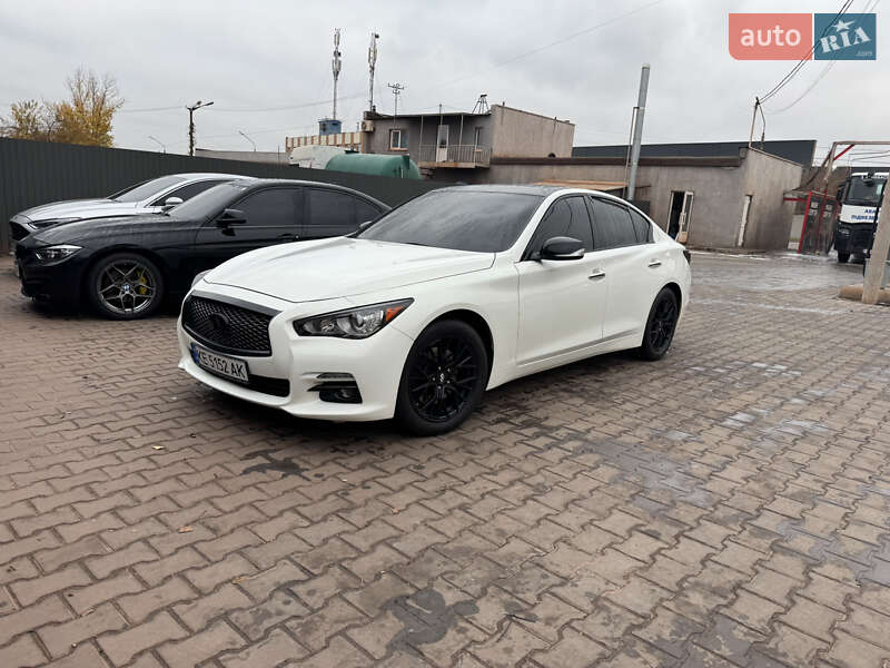 Седан Infiniti Q50 2015 в Кривом Роге фото 9 Седан Infiniti Q50 2015 в Кривом Роге