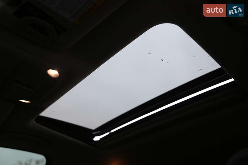 Седан Infiniti Q50 2017 в Києві