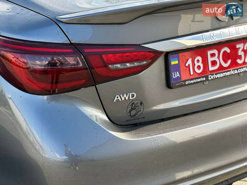 Седан Infiniti Q50 2019 в Луцке