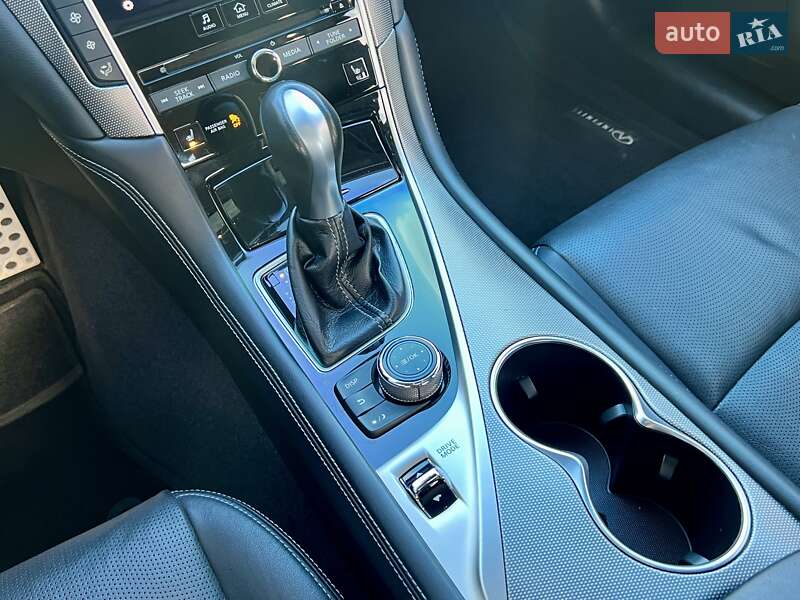 Седан Infiniti Q50 2016 в Харькове фото 25 Седан Infiniti Q50 2016 в Харькове