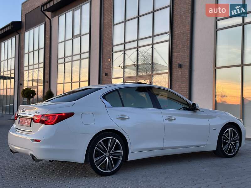 Седан Infiniti Q50 2016 в Тернополе фото 23 Седан Infiniti Q50 2016 в Тернополе