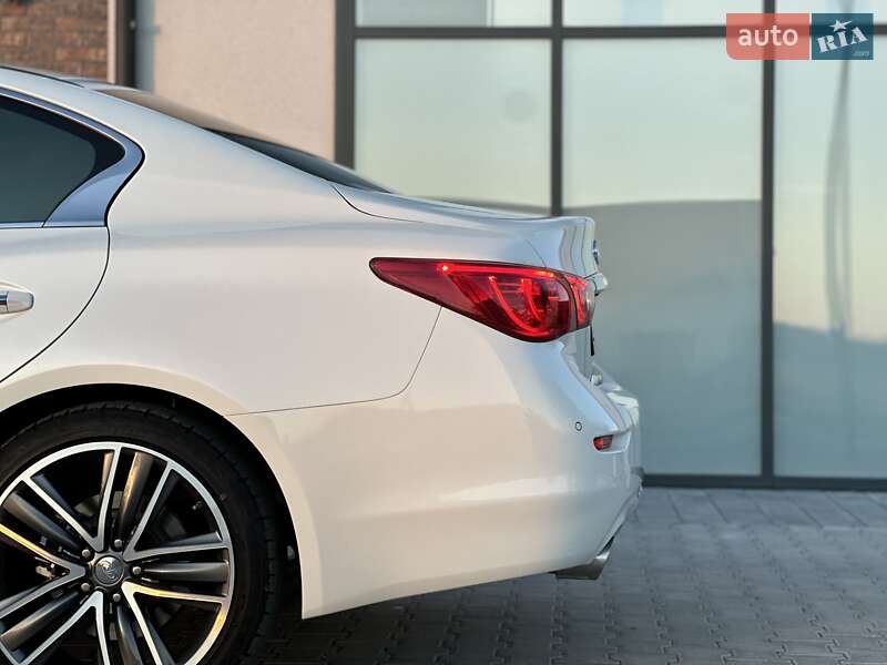 Седан Infiniti Q50 2016 в Тернополе фото 41 Седан Infiniti Q50 2016 в Тернополе