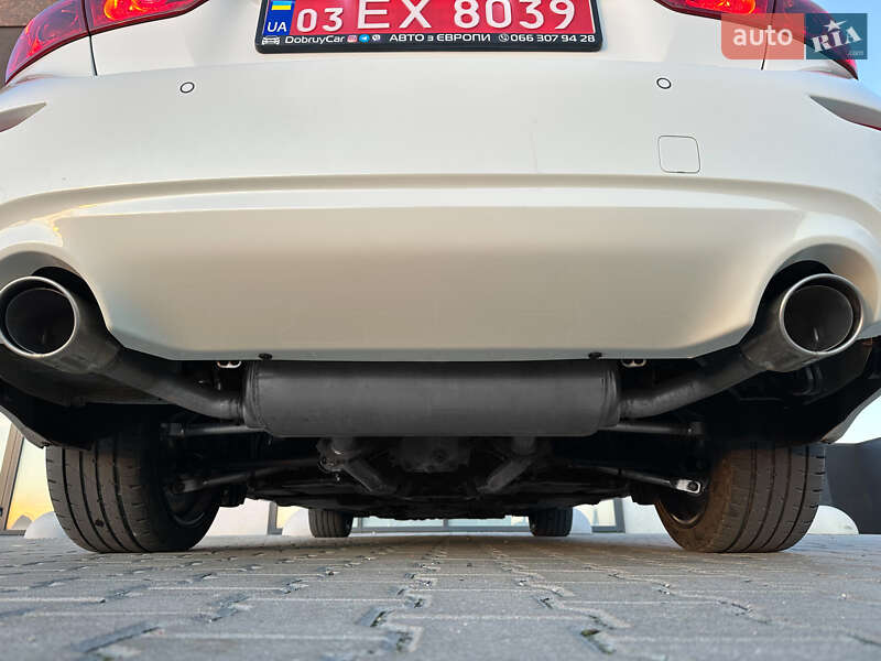 Седан Infiniti Q50 2016 в Тернополе фото 42 Седан Infiniti Q50 2016 в Тернополе