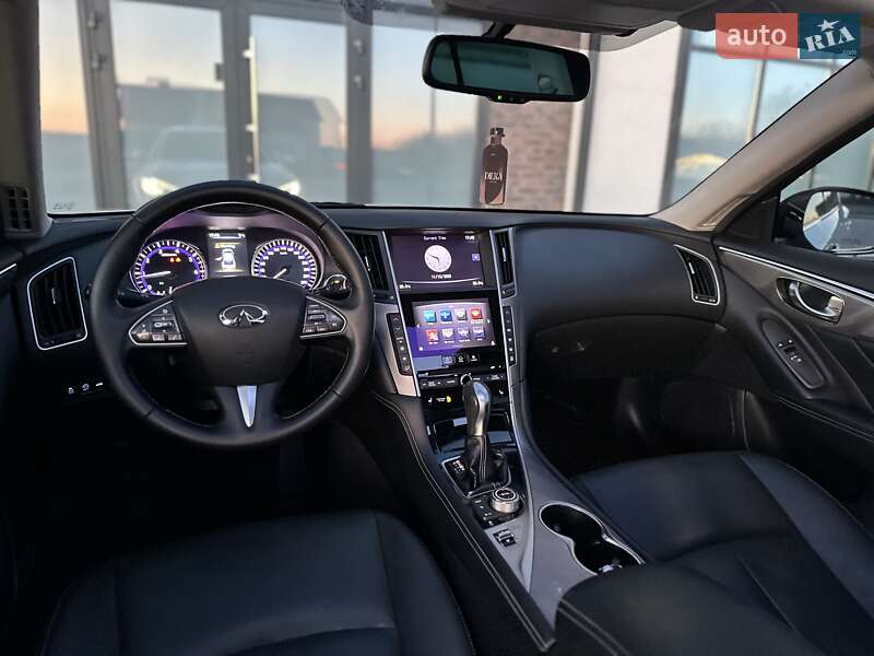 Седан Infiniti Q50 2016 в Тернополе фото 62 Седан Infiniti Q50 2016 в Тернополе