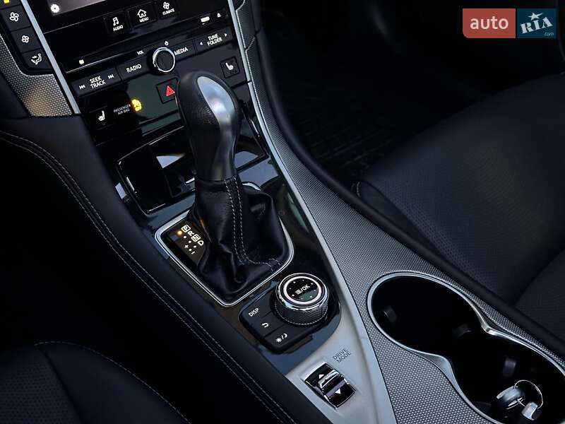 Седан Infiniti Q50 2016 в Тернополе фото 69 Седан Infiniti Q50 2016 в Тернополе