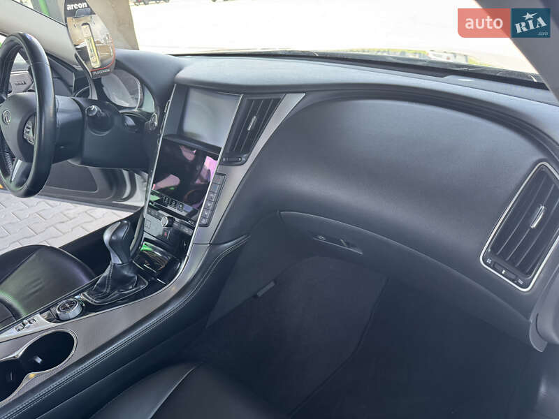 Седан Infiniti Q50 2015 в Одессе фото 18 Седан Infiniti Q50 2015 в Одессе