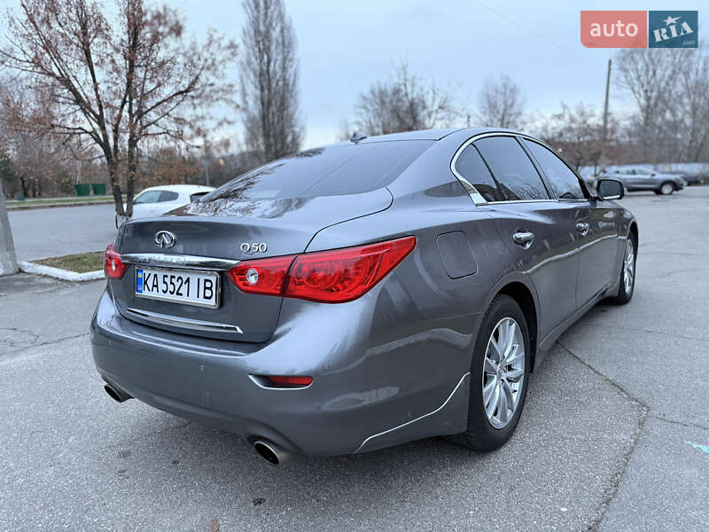 Седан Infiniti Q50 2016 в Киеве
