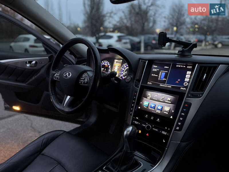Седан Infiniti Q50 2016 в Киеве