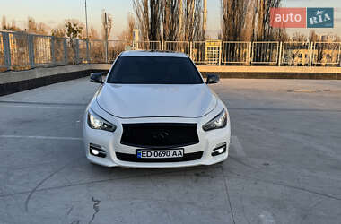 Седан Infiniti Q50 2016 в Киеве