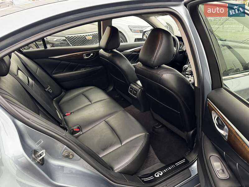 Седан Infiniti Q50 2018 в Киеве