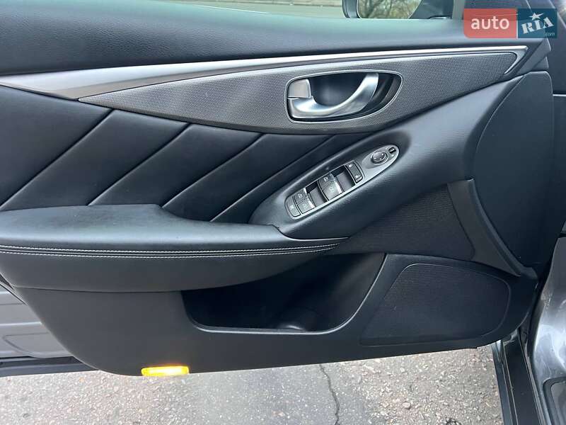 Седан Infiniti Q50 2016 в Одессе фото 25 Седан Infiniti Q50 2016 в Одессе