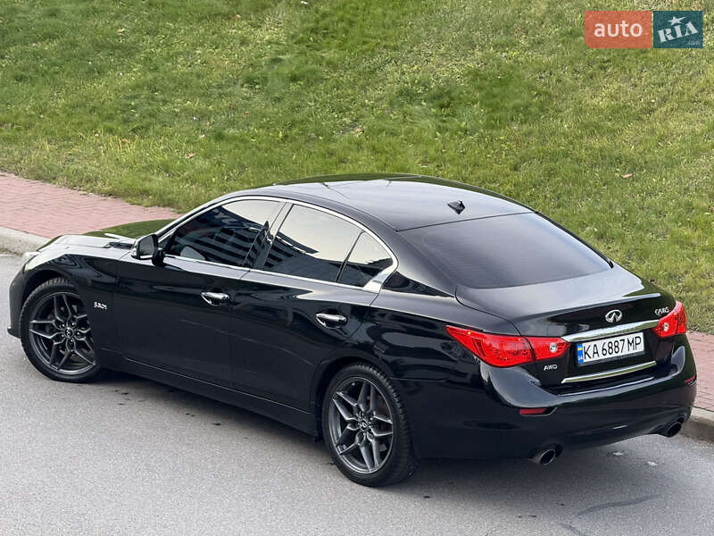 Седан Infiniti Q50 2016 в Киеве
