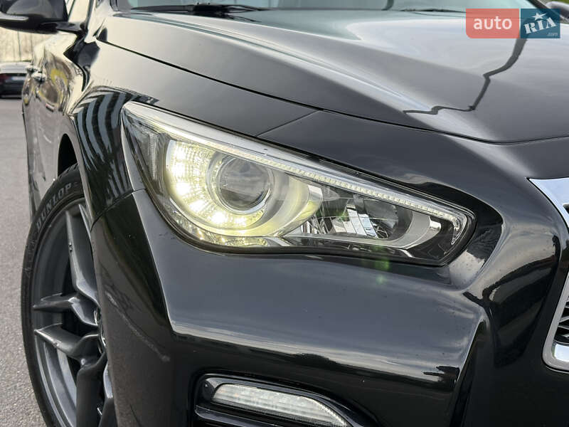 Седан Infiniti Q50 2016 в Киеве
