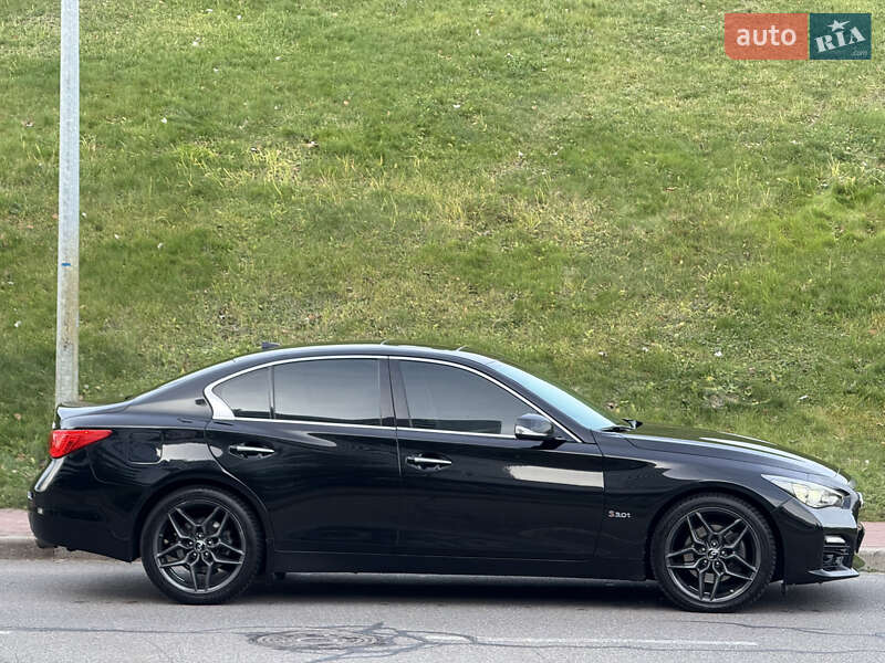 Седан Infiniti Q50 2016 в Киеве