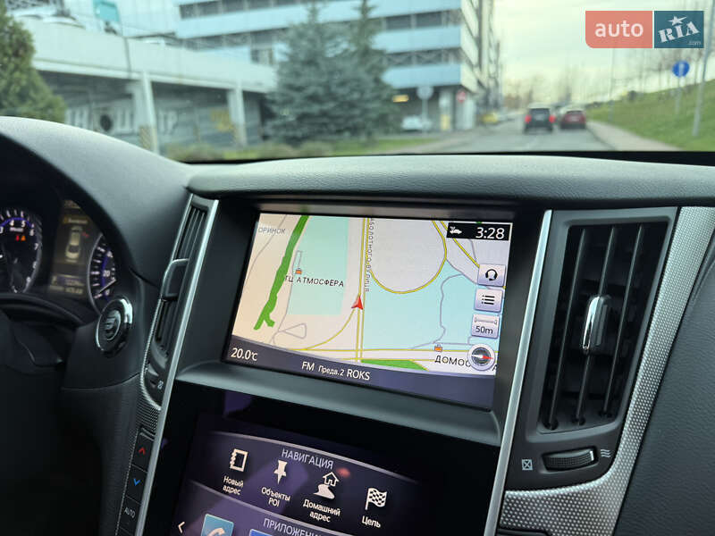 Седан Infiniti Q50 2016 в Киеве