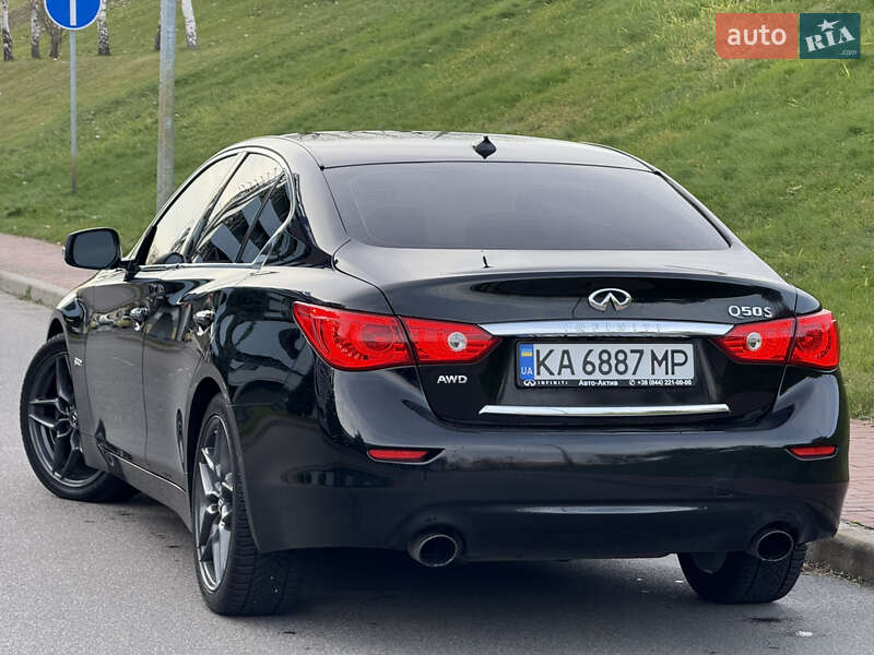 Седан Infiniti Q50 2016 в Киеве