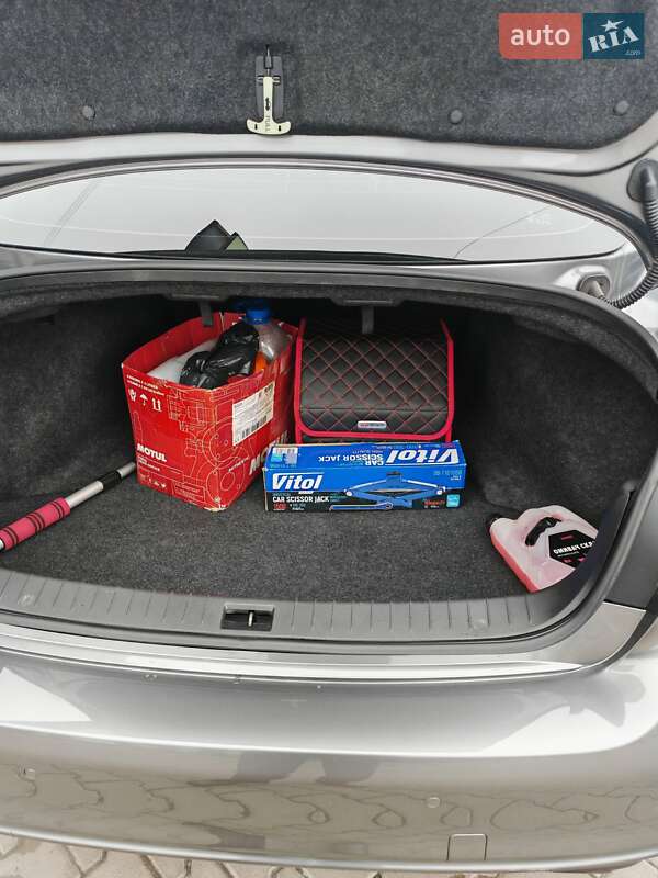 Седан Infiniti Q50 2019 в Києві