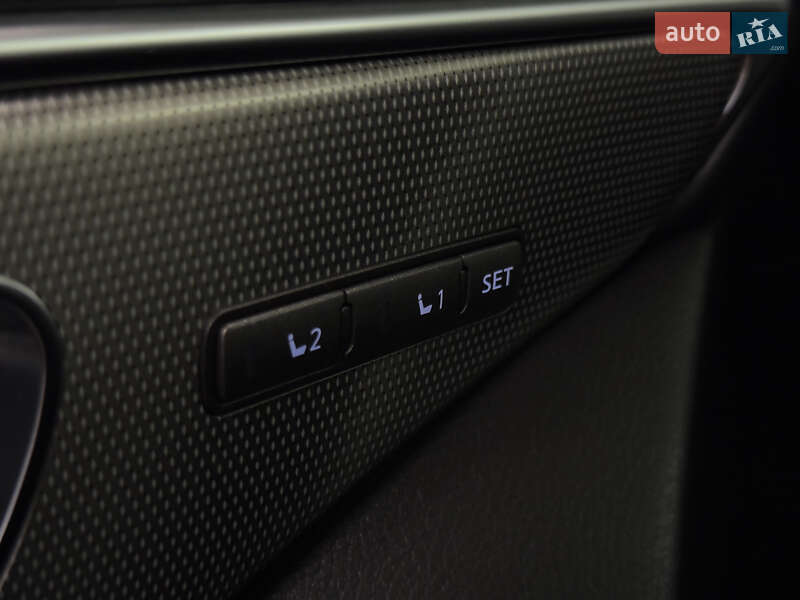 Седан Infiniti Q50 2016 в Николаеве фото 32 Седан Infiniti Q50 2016 в Николаеве