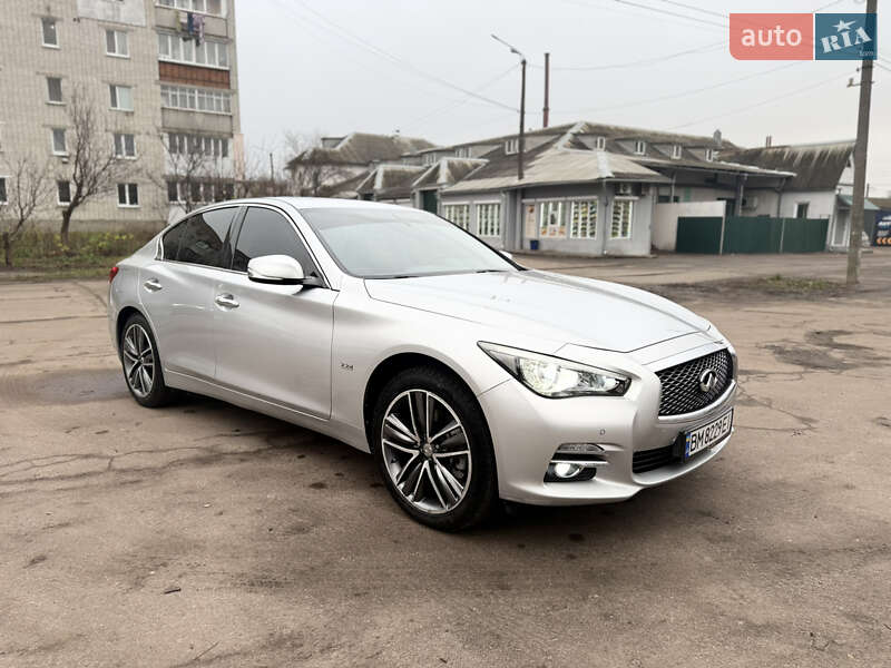 Седан Infiniti Q50 2014 в Конотопе