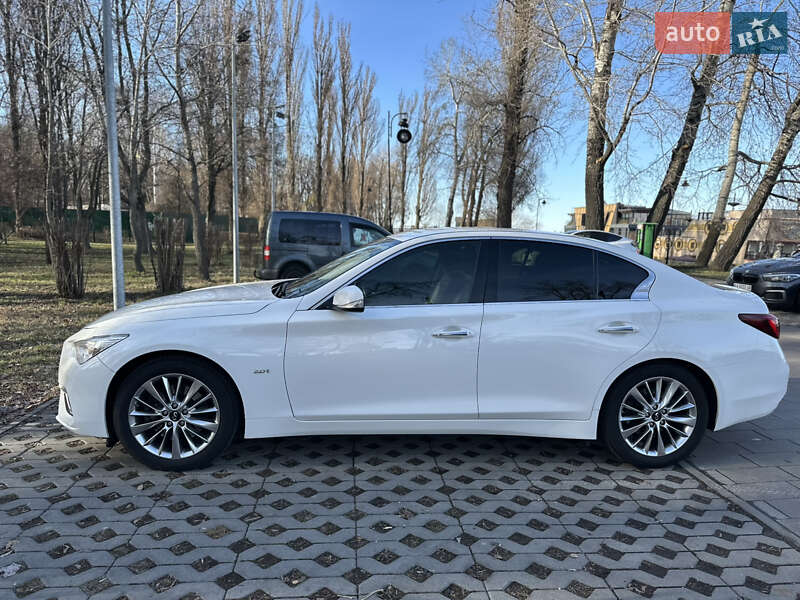 Седан Infiniti Q50 2019 в Києві