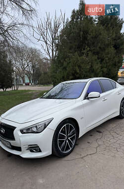 Седан Infiniti Q50 2015 в Одесі