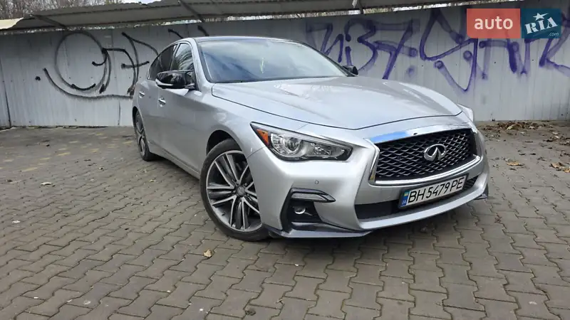 Infiniti Q50 2013