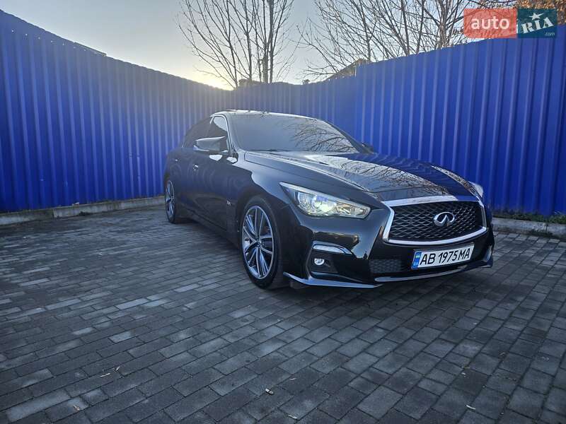 Infiniti Q50 2016