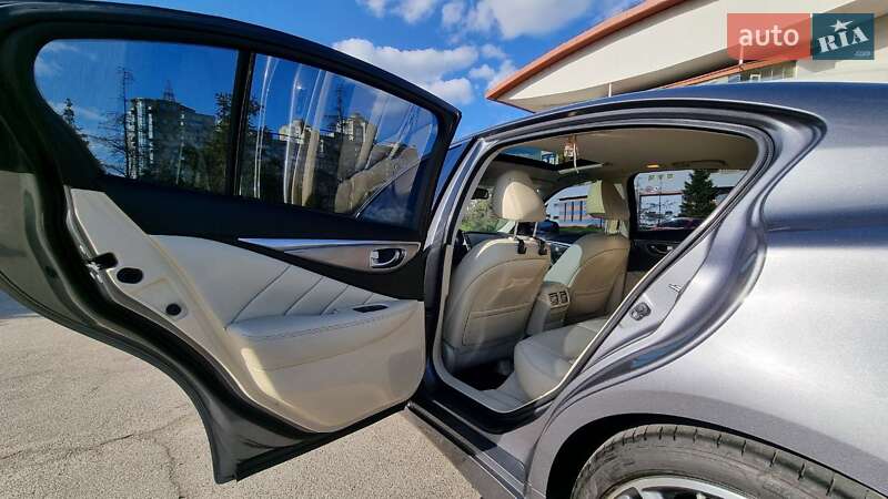 Седан Infiniti Q50 2016 в Києві