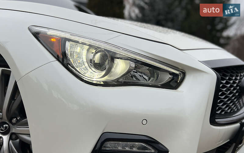 Седан Infiniti Q50 2017 в Львові