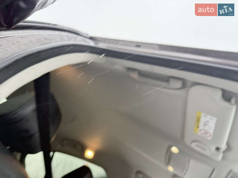 Седан Infiniti Q50 2016 в Киеве