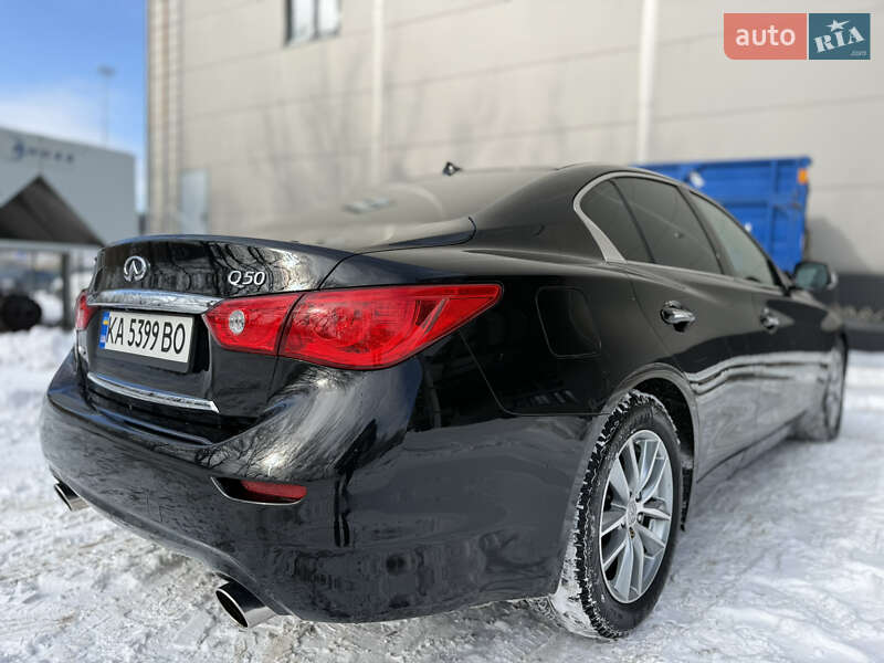 Седан Infiniti Q50 2017 в Киеве