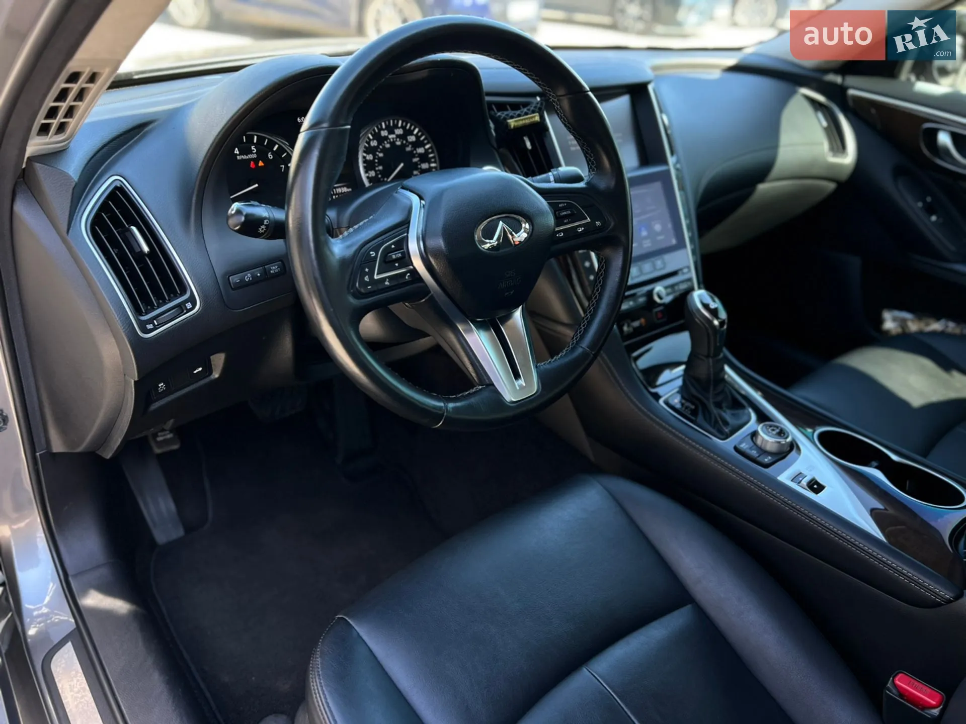 2017 Infiniti Q50 - мініатюра 25