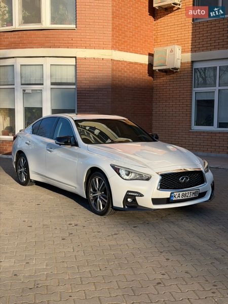 Infiniti Q50 2017