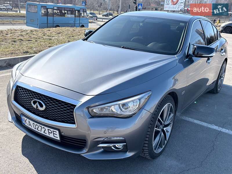 Infiniti Q50 2015