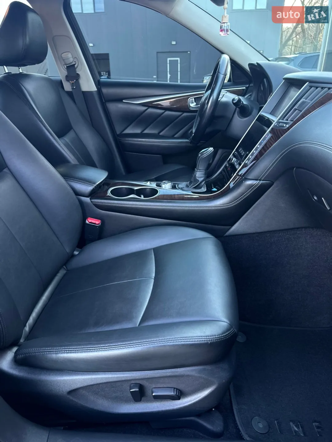 2017 Infiniti Q50 - мініатюра 24