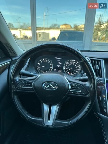 Седан Infiniti Q50 2017 в Киеве