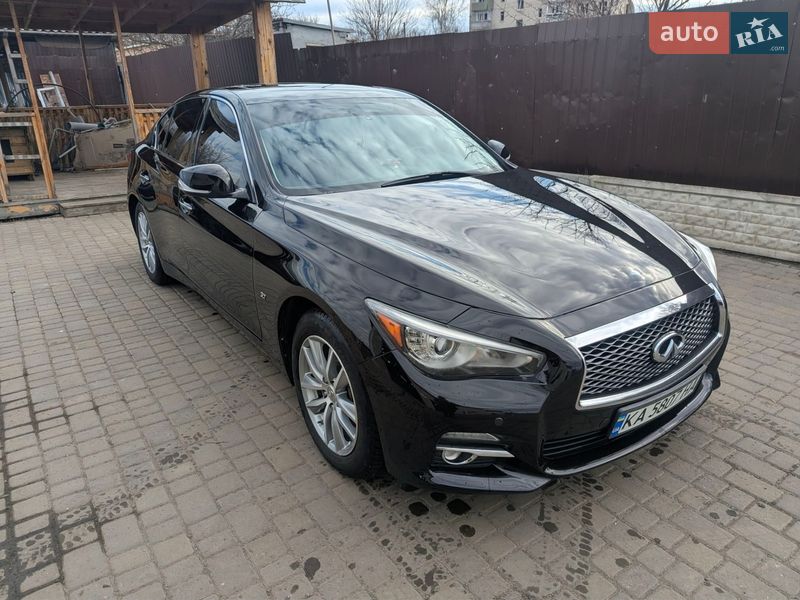 Infiniti Q50 2015