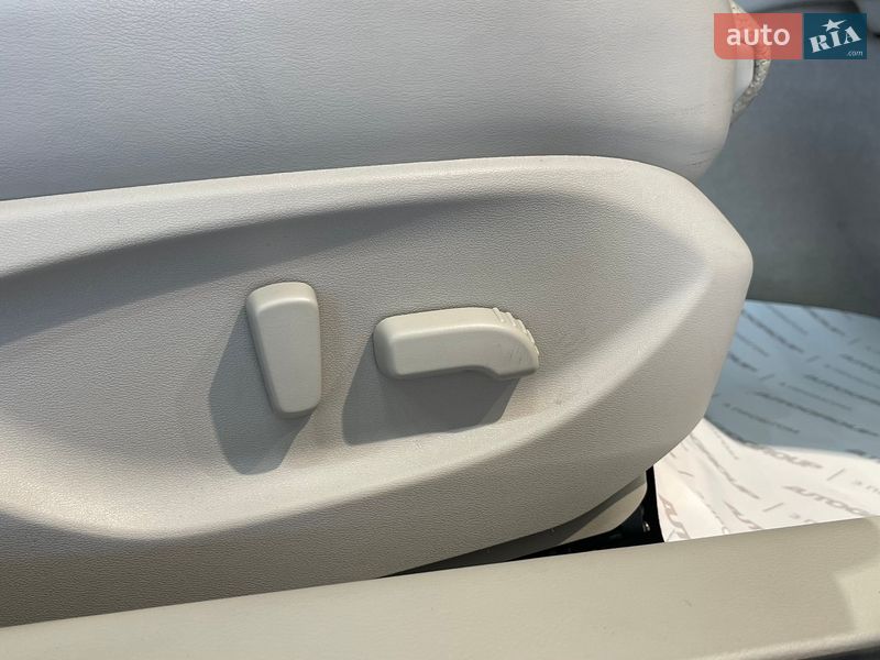 Седан Infiniti Q50 2017 в Одессе