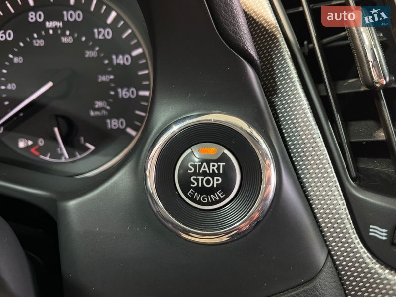 Седан Infiniti Q50 2017 в Одессе