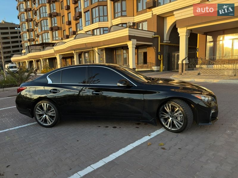 Седан Infiniti Q50 2019 в Киеве