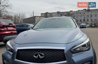 Седан Infiniti Q50 2015 в Чернігові