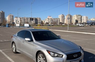 Седан Infiniti Q50 2015 в Киеве